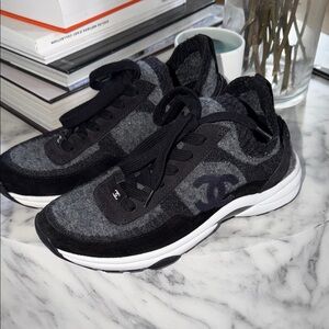 CHANEL Black and Gray knit Runner Sneakers